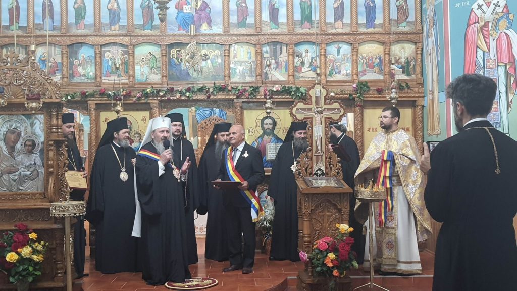 O biserică renăscută din cenușă a fost sfințită în Basarabia de Sud
