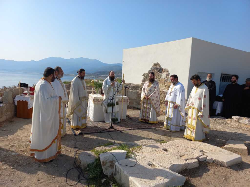 Θεία Λειτουργία στην Παλαιοχριστιανική Βασιλική του Καστρίου στη Χερσόνησο μετά από 12 αιώνες