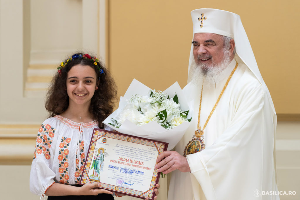 În imagini: Vernisajul expoziției „Biblia călătoare și sfințitoare”