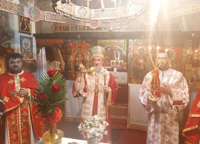 Архијерејска Литургија у манастиру Дубочици код Пљеваља