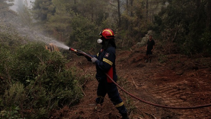 Πολύ υψηλός κίνδυνος πυρκαγιάς τη Δευτέρα σε Αττική, Εύβοια και Βοιωτία -Ο χάρτης της ΓΓΠΠ