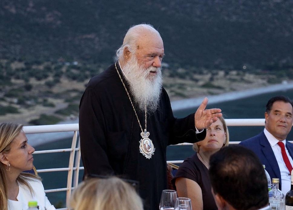 Ευχές από υπουργούς και βουλευτές στον εορτάζοντα Αρχιεπίσκοπο
