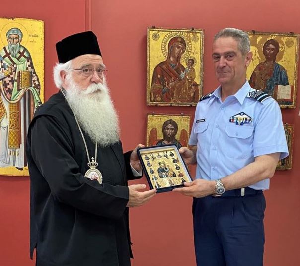Επίσκεψη του Αρχηγού Τακτικής Αεροπορίας στον Μητροπολίτη Δημητριάδος