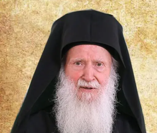 Престави се в Господа Митрополитът на Писидия Сотирий