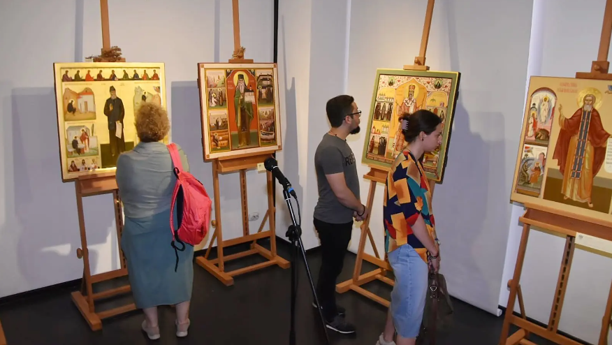 Lucrările câștigătorilor Concursului „Icoana ortodoxă – lumina credinței” sunt expuse la Muzeul Satului din Capitală
