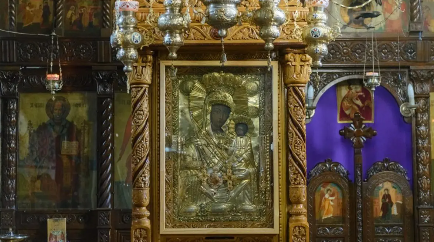 Icoana Maicii Domnului de la Giurgeni sosește la o parohie din Ploiești