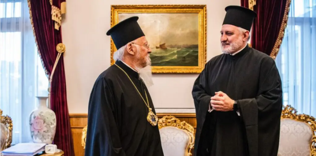 Архиепископът на Америка пристигна във Фанар