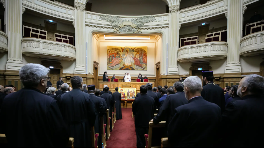 Patriarhul Daniel către clericii din Prahova: Rugăciunea pentru pocăinţă este cea mai importantă