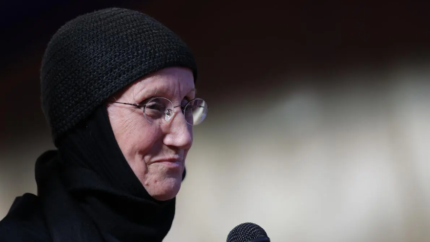 Ca să cunoști, trebuie să iubești”: Un an de la mutarea Maicii Siluana Vlad la Domnul