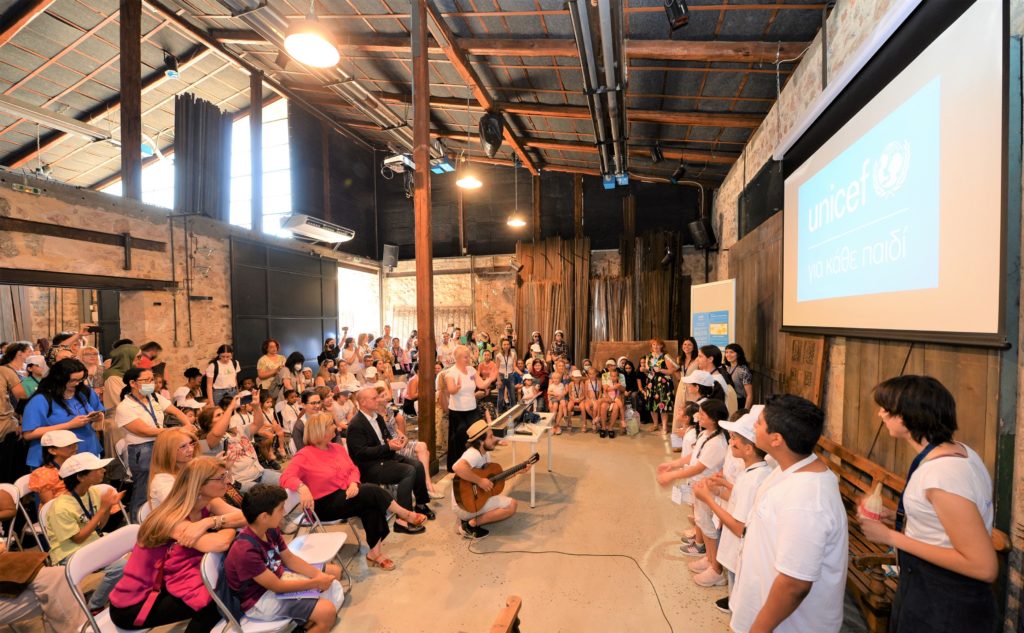 8.400 παιδιά προσφύγων έχουν ωφεληθεί από το ελληνικό πρόγραμμα «Όλα τα παιδιά στην εκπαίδευση»