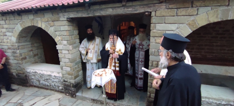 Η εορτή του Αγίου Παντελεήμονος στην Αλατόπετρα και στον Ασπρόκαμπο Γρεβενών