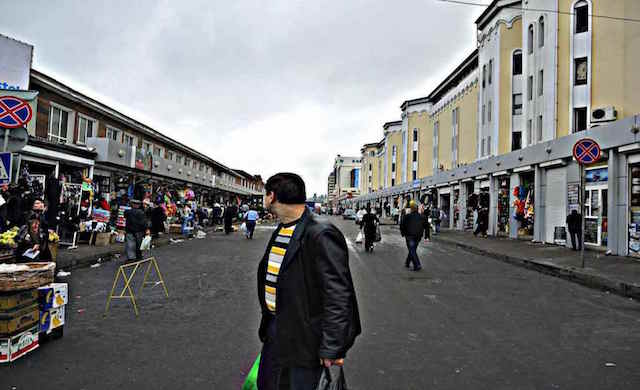 Όχι με το χρώμα ή το σχήμα