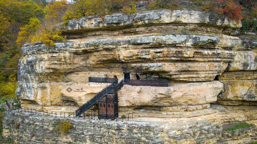 Ръст на посещенията в Крепчанския скален манастир отчитат в Опака