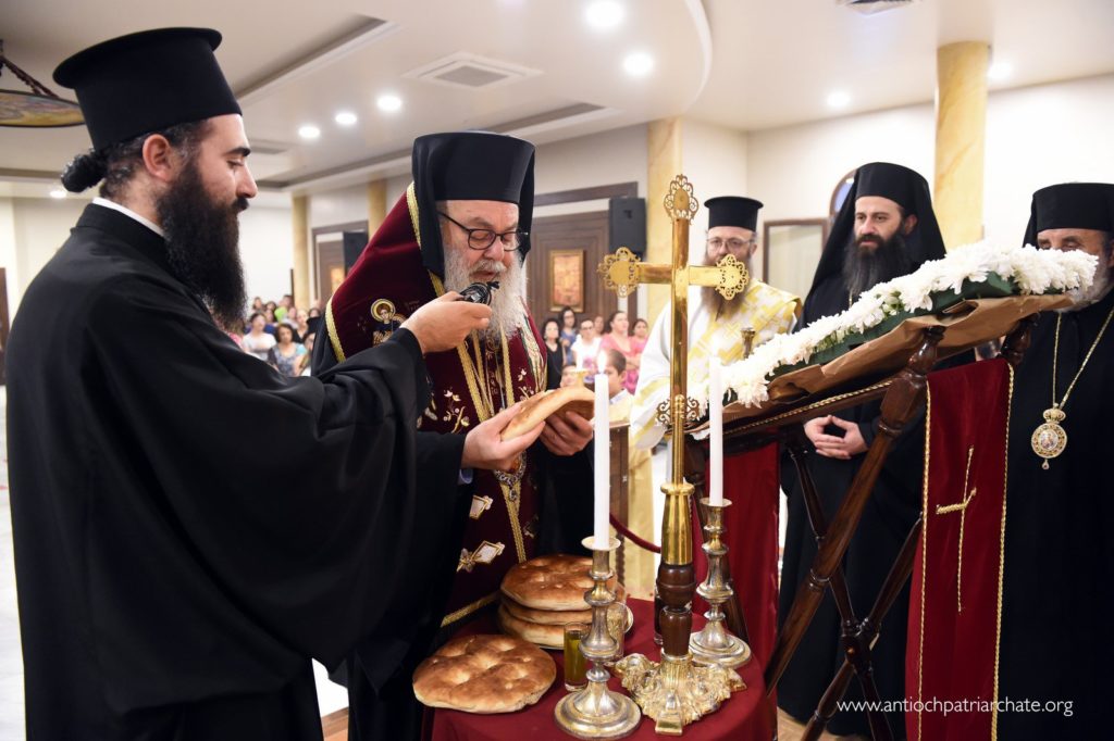 البطريرك يوحنّا العاشر يقيم صلاة غروب عيد القدّيس باييسيوس
