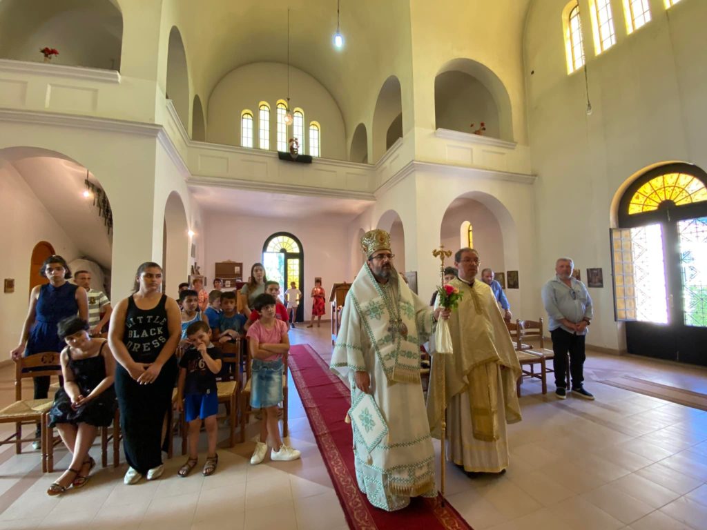 Me pranine e Mitropolitit Andon u zhvillua Liturgjia Hyjnore