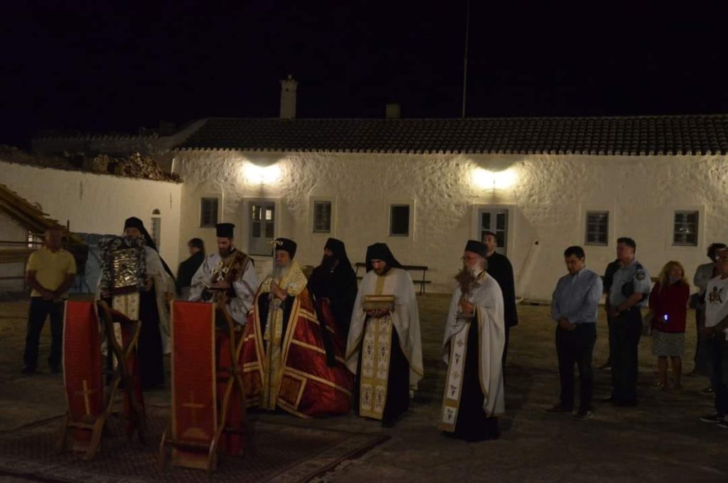 Ιερά Αγρυπνία στην Ιστορική και Κολλυβαδική Ι.Μονή του Προφήτη Ηλία Ύδρας