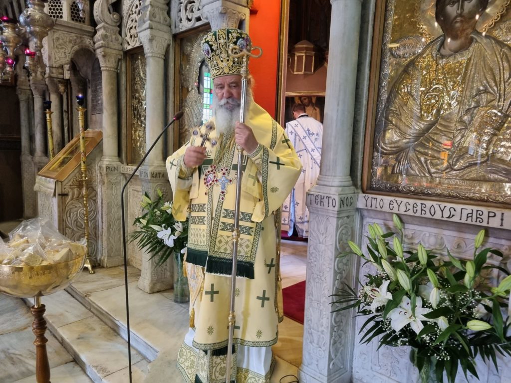 Ο Μητροπολίτης Ύδρας στον Ι. Καθεδρικό Ναό Ύδρας