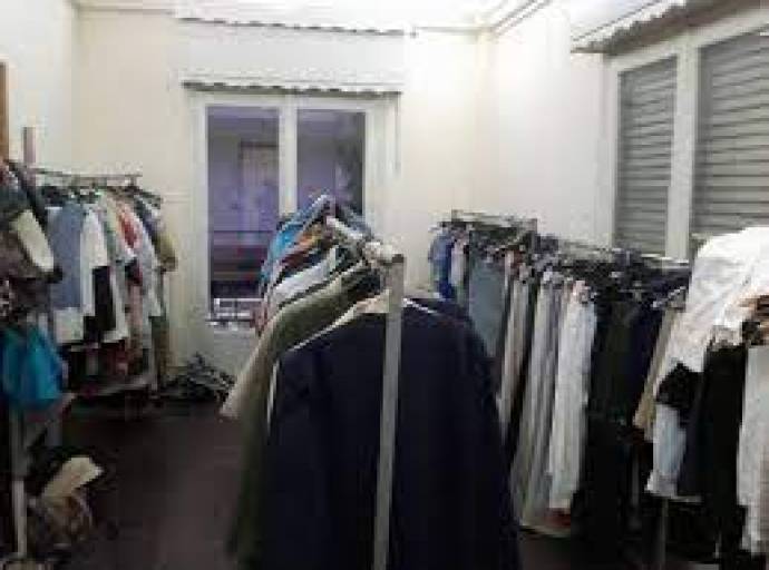 Διάθεση ρούχων από την Κοινωνική Ιματιοθήκη στο Αίγιο