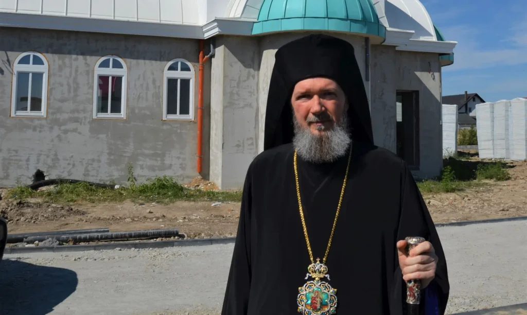 Episcopul Oradiei, pe șantierul centrului de recuperare construit de Fundația Mihai Neșu