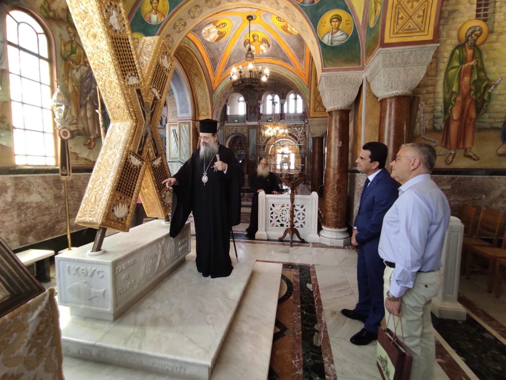 Επίσκεψη υπουργού Ενέργειας και Περιβάλλοντος στον Μητροπολίτη Πατρών