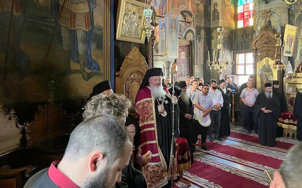 PS Varlaam a slujit la Schitul românesc Prodromu, de Sărbătoarea Icoanei Prodromiţa