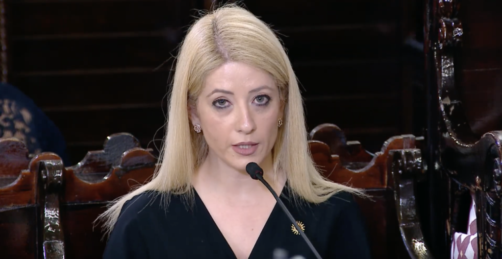 Αννίτα Δημητρίου για Αρχιεπίσκοπο Μακάριο: «Εμβληματική μορφή»