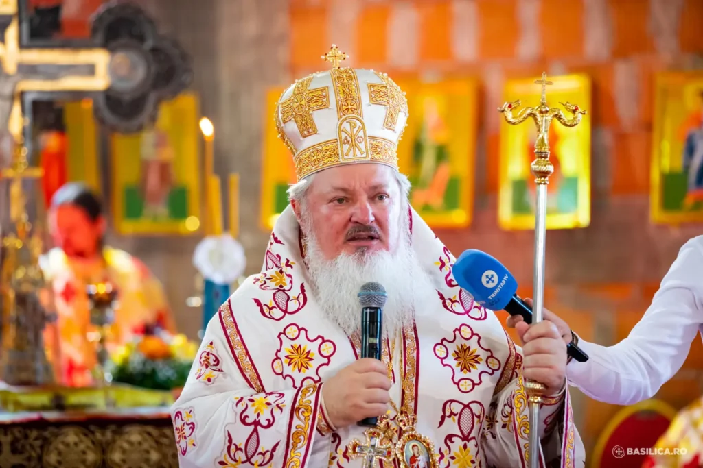Primit sau alungat de popoare, Hristos continuă să bată la ușa inimii noastre cu răbdare, spune PS Varlaam