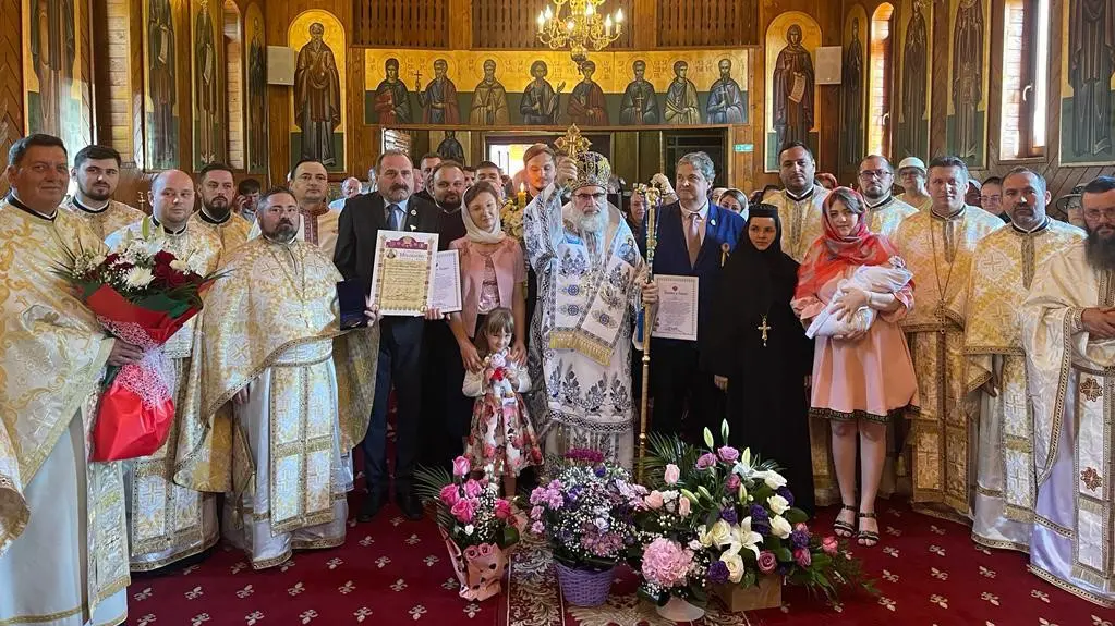 Arhiepiscopul Romanului și Bacăului i-a premiat pe cei care au contribuit la identificarea eroilor de război din eparhie