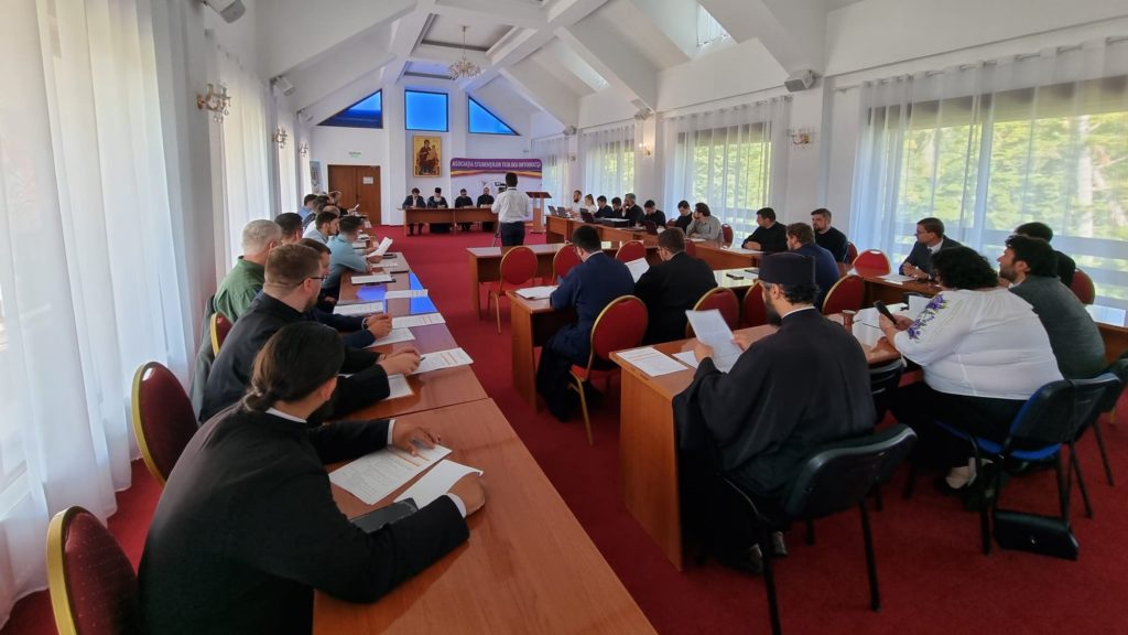 Mănăstirea Caraiman: A început Conferința Națională a Școlii Doctorale de Teologie „Dumitru Stăniloae”