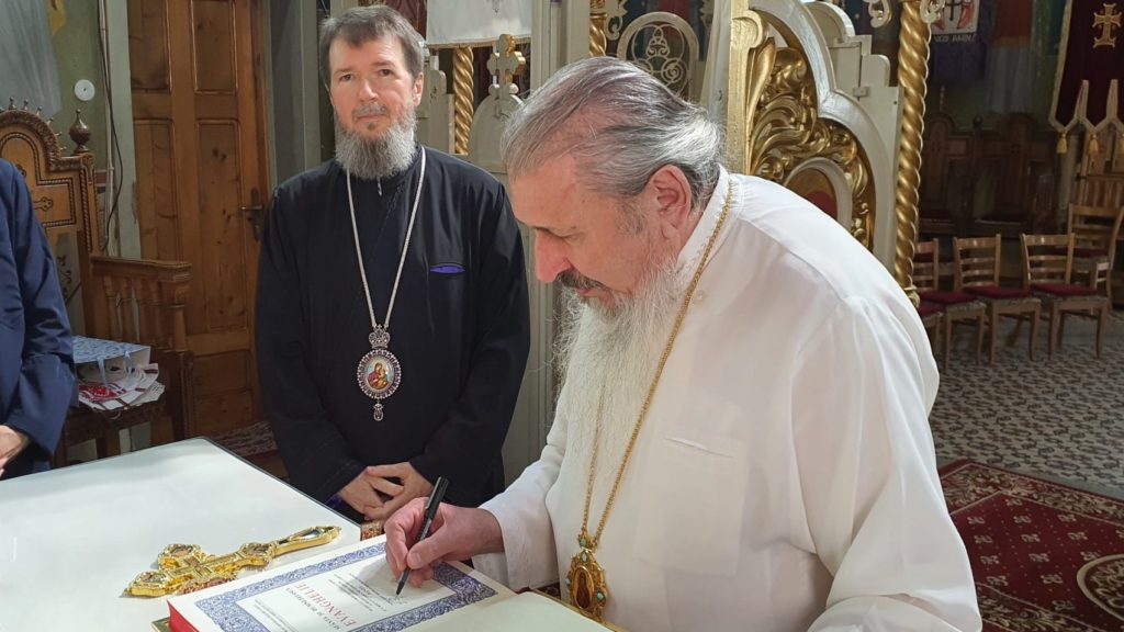Mitropolitul Basarabiei a mers în pelerinaj în Episcopia Oradiei