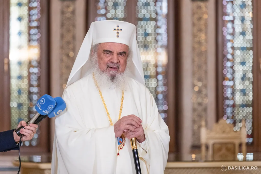 Patriarhul României a împlinit 71 de ani