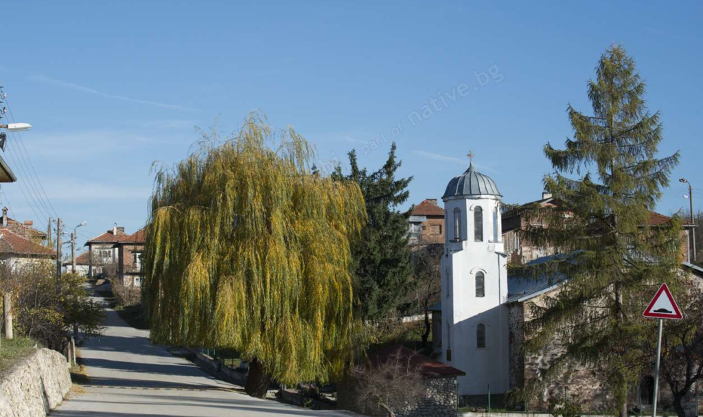 Задигнаха кутии с дарения от два параклиса край Банско