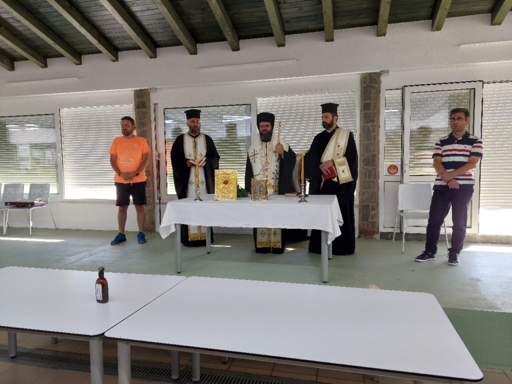 Ο Μητροπολίτης Μαρωνείας ευχαρίστησε τους γονείς που εμπιστεύονται τα παιδιά τους στην Εκκλησία