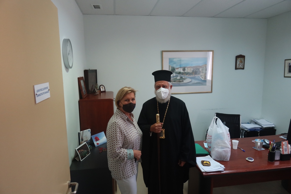 Συνάντηση Μητροπολίτη Σύρου με την Αναπλ. Υπουργό Υγείας, Μίνα Γκάγκα