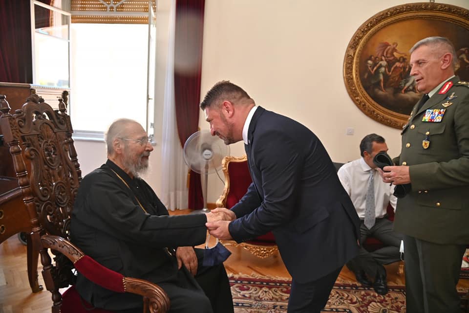 H επίσκεψη του Νίκου Χαρδαλιά στον Αρχιεπίσκοπο Κύπρου