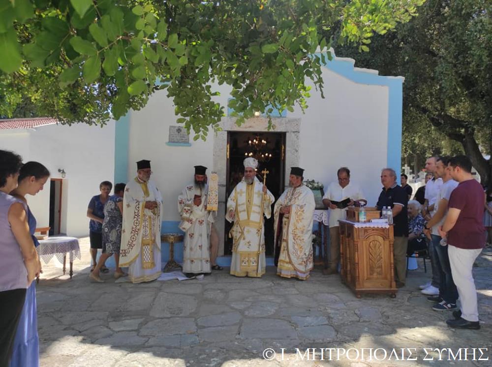 ΣΥΜΗ: Εόρτασαν οι τέσσερεις ναοί του νησιού που είναι αφιερωμένοι στην Αγία Μαρίνα