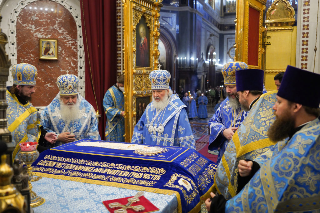 Πανηγυρική Θεία Λειτουργία στον Καθεδρικό του Σωτήρος Χριστού στη Μόσχα