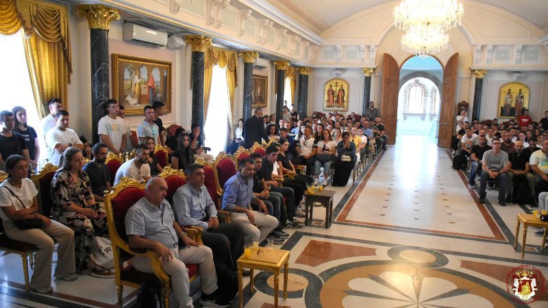 A GROUP OF THE GREEK NAVY VISITS THE PATRIARCHATE