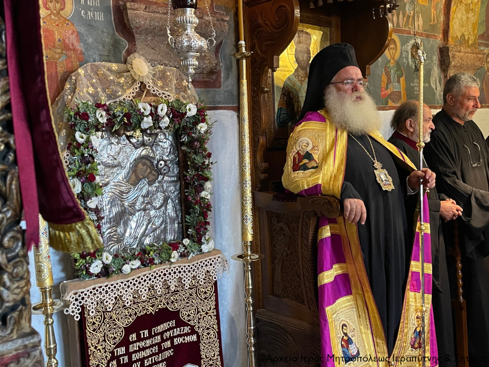 Παρουσία του Περιφερειάρχη Κρήτης ο Εσπερινός της εορτής Κοιμήσεως της Θεοτόκου στην Ιεράπετρα