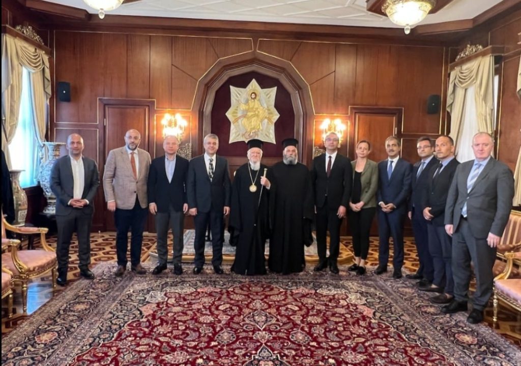 قداسة البطريرك برثلماوس الأول يستقبل عمدة بلدية اسطنبول