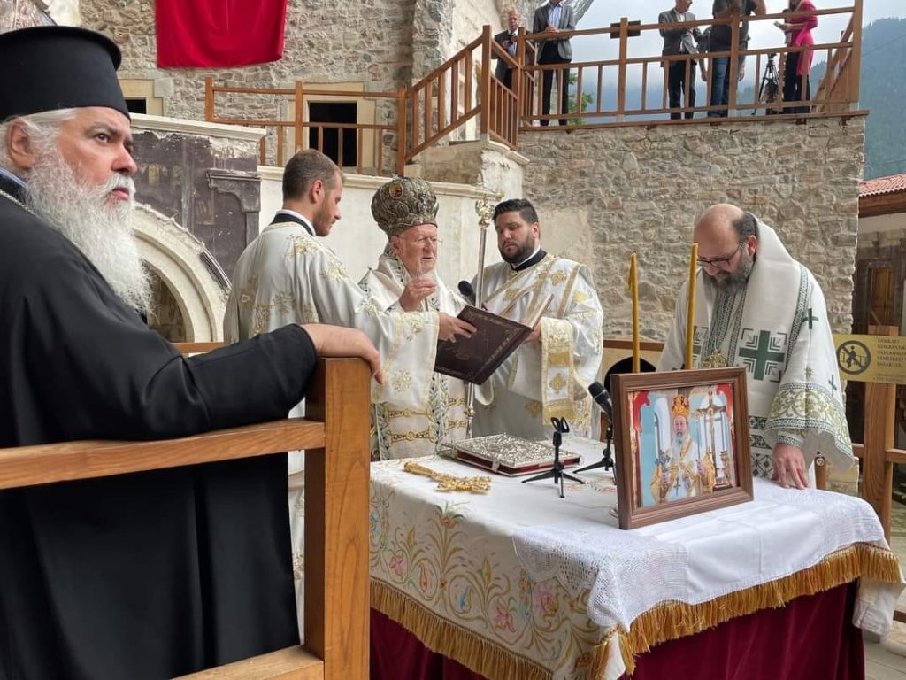 ‎عيد رقاد والدة الإله في دير والدة الإله سوميلا بونتوس التاريخي