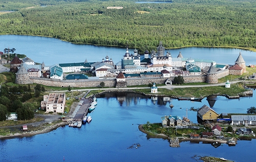 На Соловках обсудили ход реставрационных и строительных работ