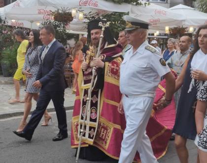 Честване на Успение Богородично в Несебър (фоторепортаж)