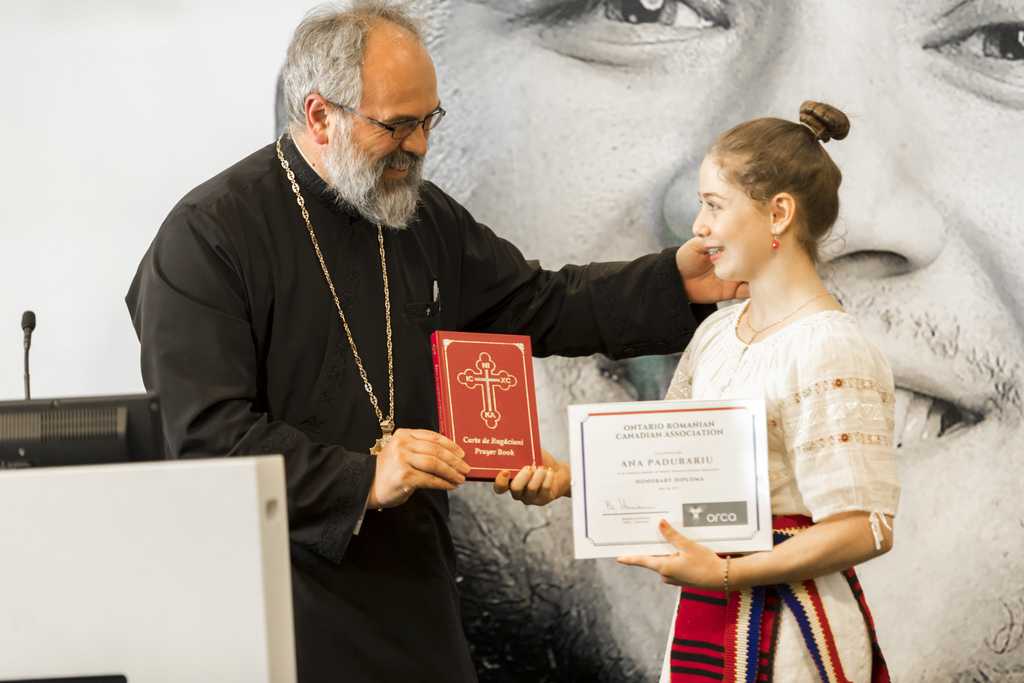 Episcopul Canadei: Entuziasmul tinereții, gândirea armonioasă și bucuria curată sunt binevenite în Biserică și în societate