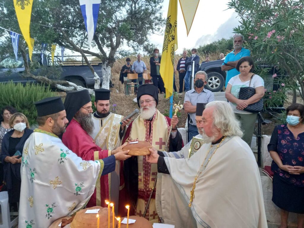 Χουμέρι: Εσπερινός για τη μνήμη του Αγ. Αποστόλου Τίτου του πρώτου Επισκόπου Κρήτης (ΦΩΤΟ)