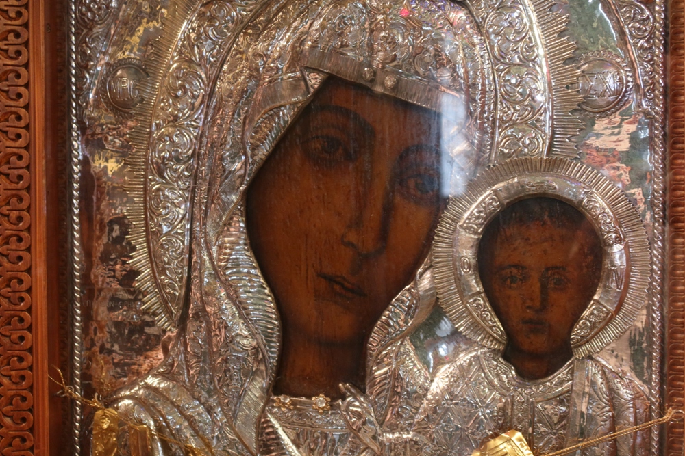 Ερμούπολη: Πρώτη παράκληση στον Ιερό Ναό Κοιμήσεως της Θεοτόκου