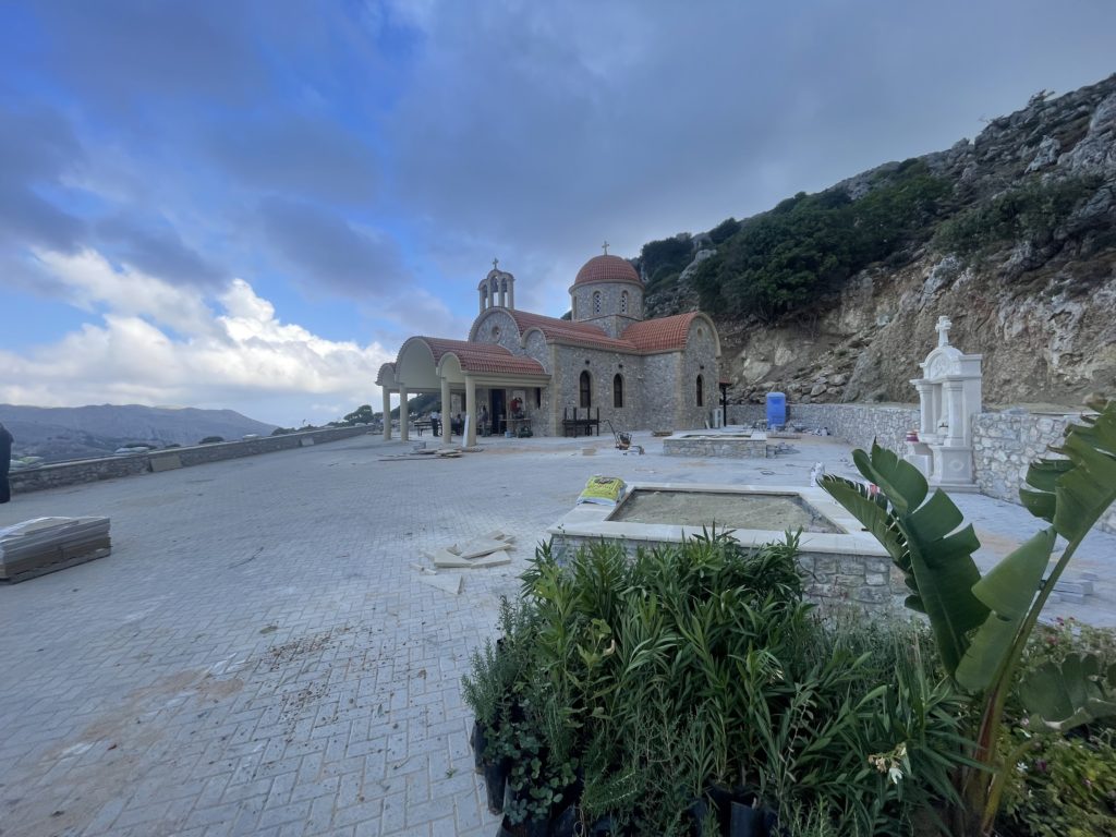 Το προσκύνημα του Οσίου Νικηφόρου ετοιμάζεται για την μεγάλη ημέρα