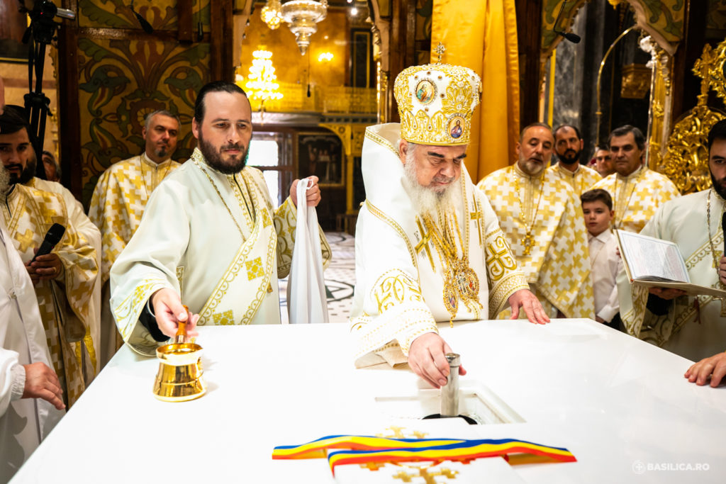 Румънският патриарх Даниил освети патриаршески параклис в Букурещ