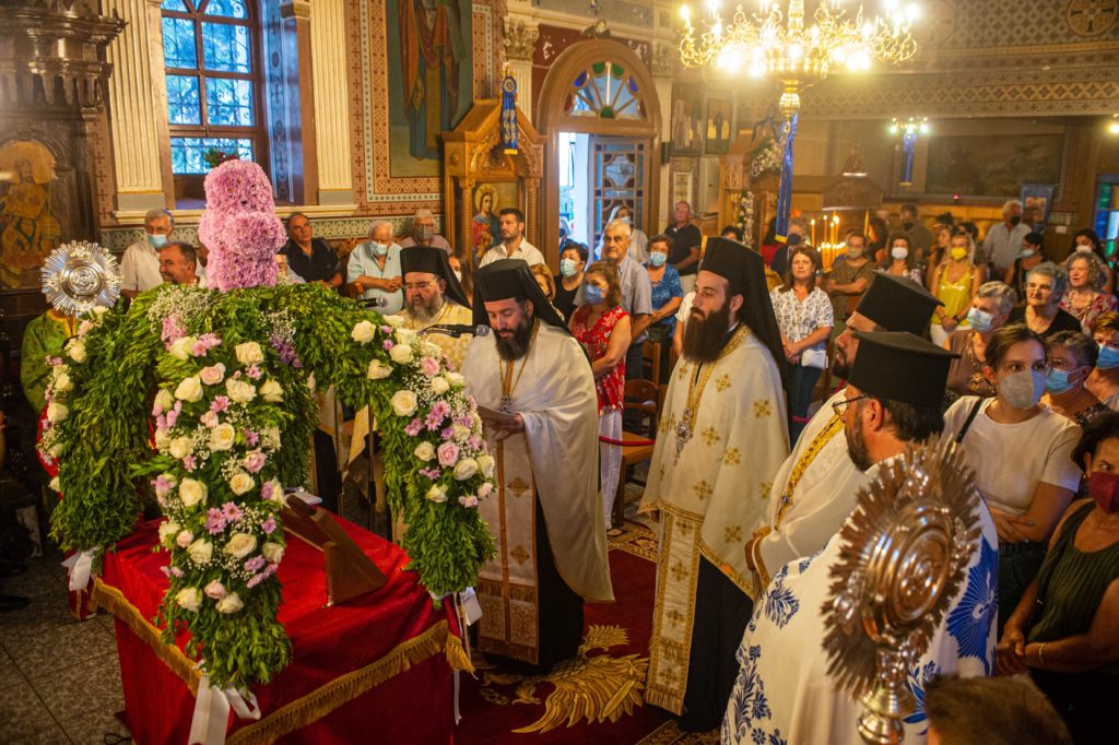 Ο Επιτάφιος της Παναγίας στα Λέικα Καλαμάτας