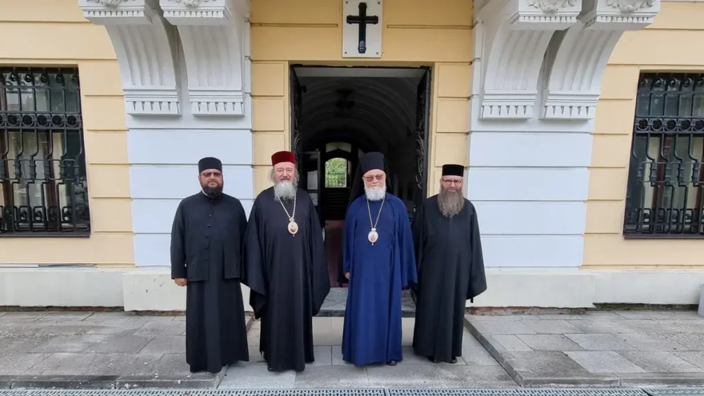 Επισφράγιση αδελφικής συνεργασίας Ρουμάνων και Σέρβων Ορθοδόξων με συνάντηση Επισκόπων